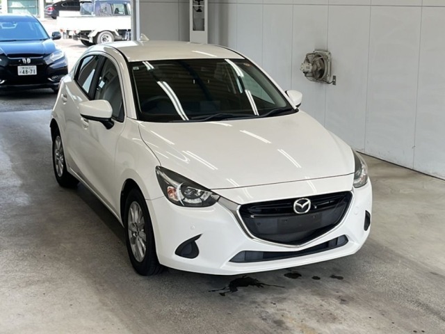 Mazda DEMIO 2017 8149676-4