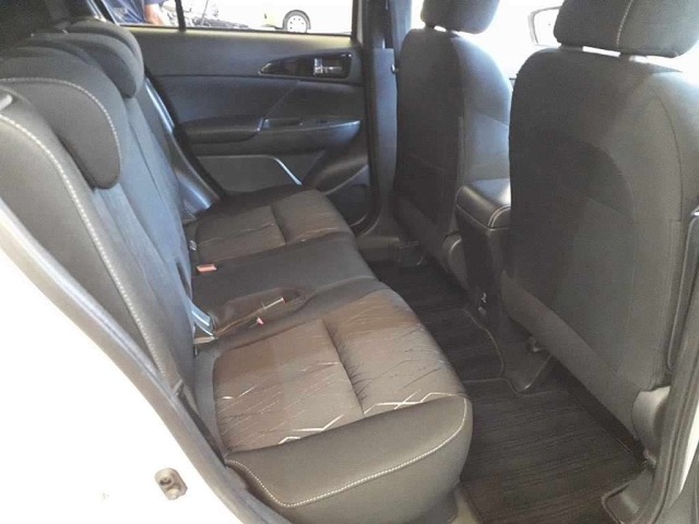 Mitsubishi ECLIPSE CROSS 2018 8140432-10