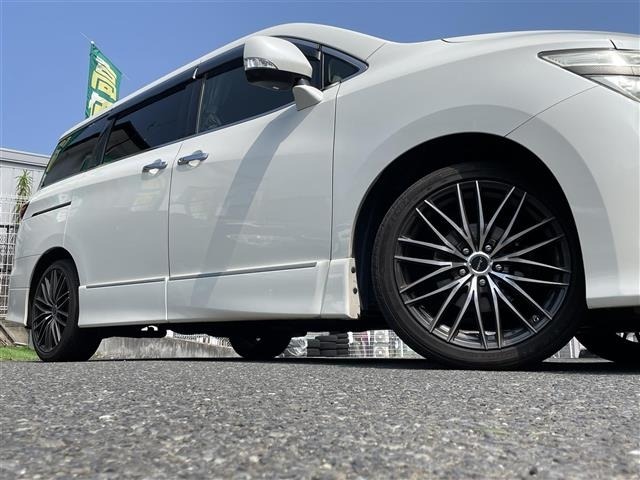 Nissan ELGRAND 2013 8150031-17