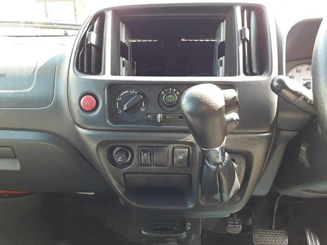 Suzuki EVERY WAGON 2003 8143768-9