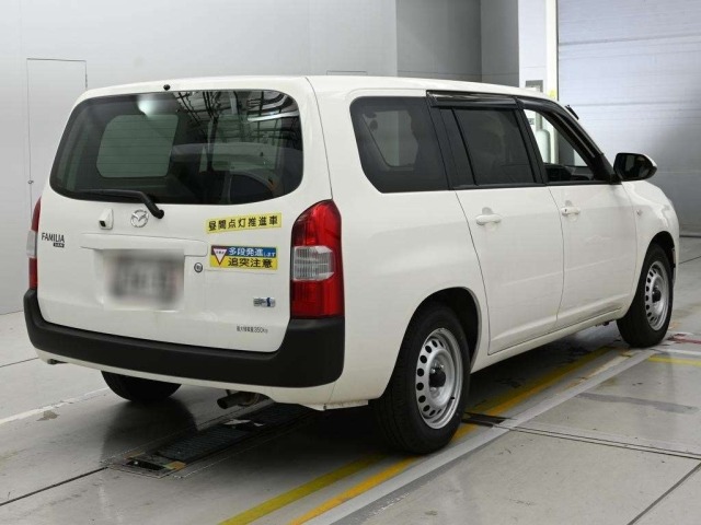 Mazda FAMILIA VAN 2025 8141487-1