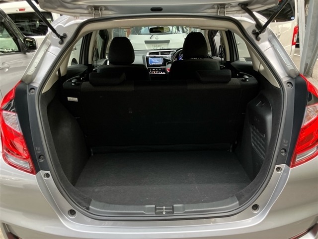 Honda FIT 2019 8146162-8
