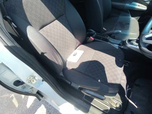 Honda FIT 2015 8146282-10