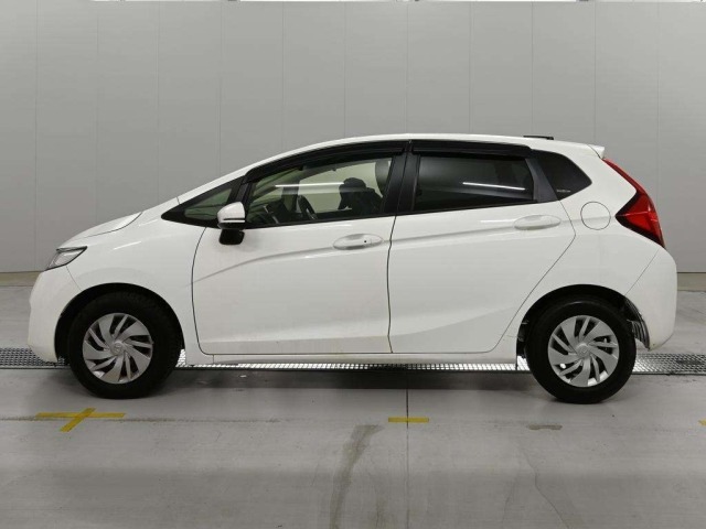 Honda FIT 2015 8146282-4
