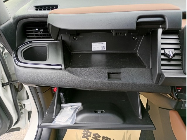 Honda FIT 2021 8146557-12