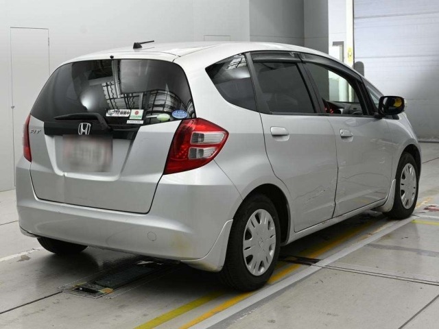 Honda FIT 2009 8146601-1