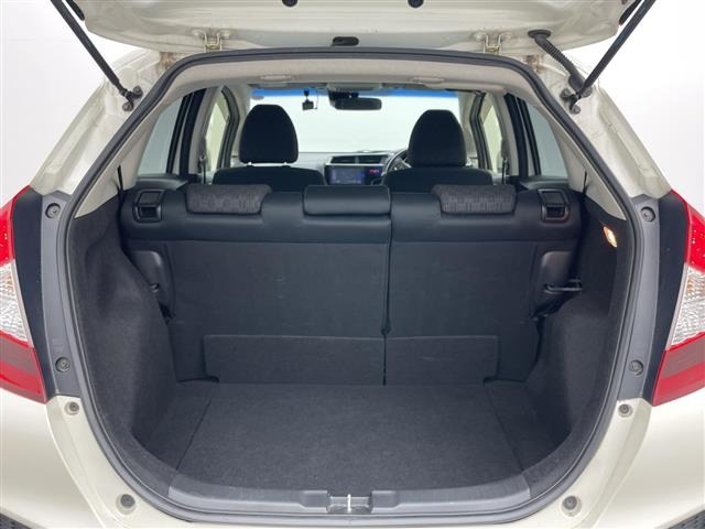 Honda FIT 2016 8147227-10
