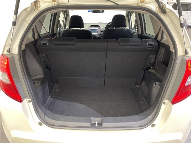 Honda FIT 2011 8147329-12