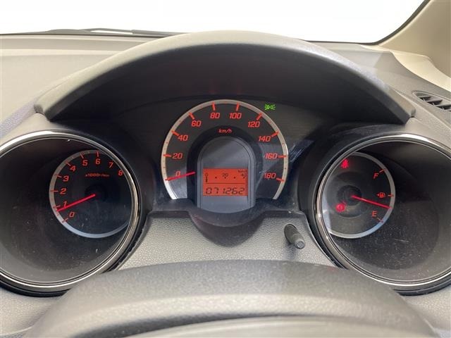 Honda FIT 2011 8147329-6