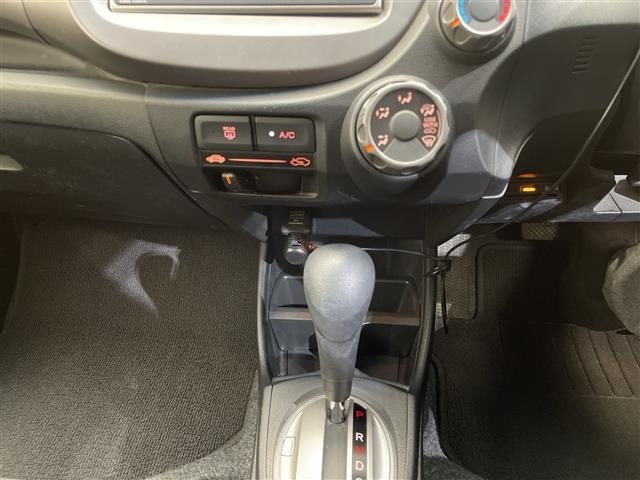 Honda FIT 2011 8147329-9