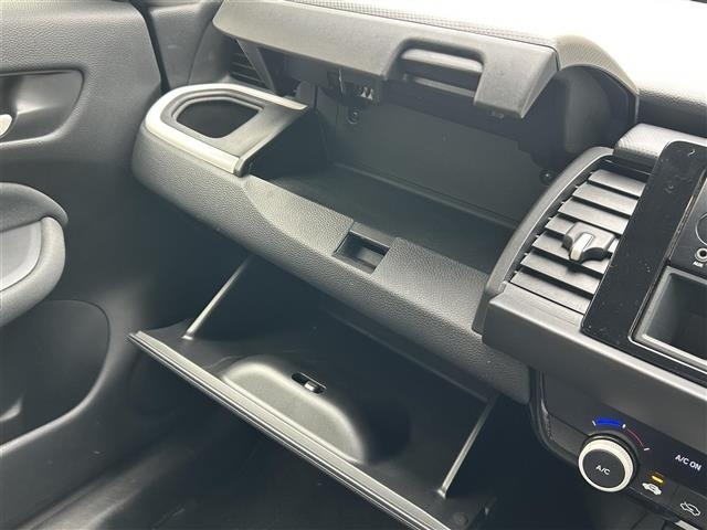 Honda FIT 2020 8147369-9
