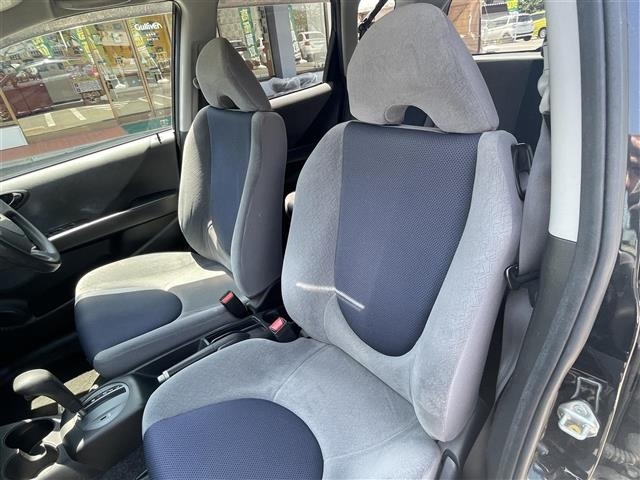 Honda FIT 2004 8147476-11