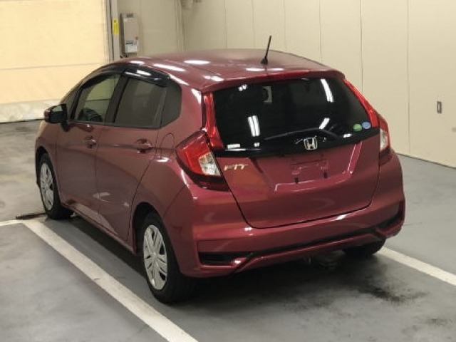 Honda FIT 2017 8147557-1