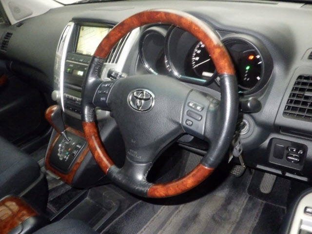 Toyota HARRIER 2010 8149750-3