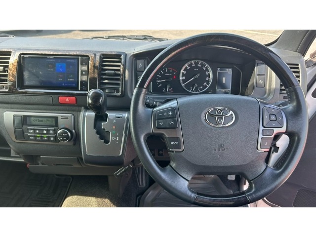 Toyota HIACE VAN 2024 8142725-2