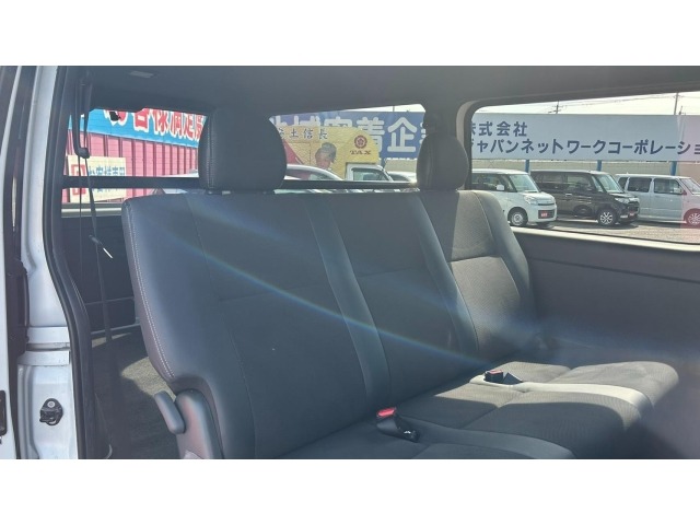Toyota HIACE VAN 2024 8142725-4