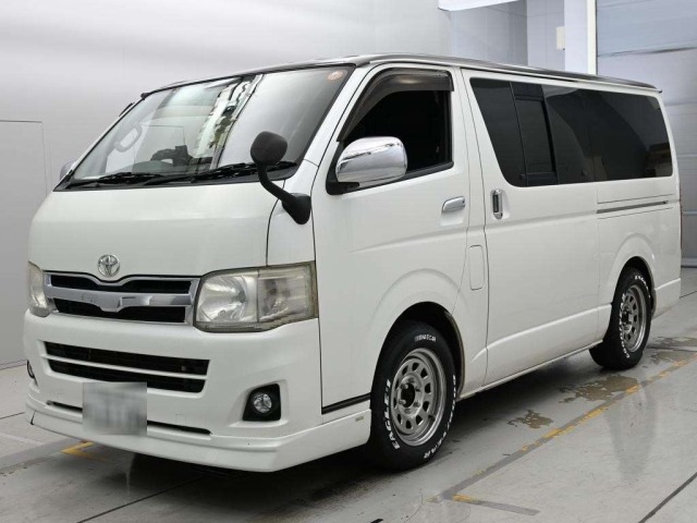 Toyota HIACE VAN 2010 8142750-0