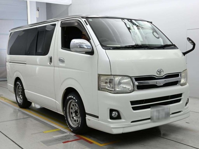 Toyota HIACE VAN 2010 8142750-5