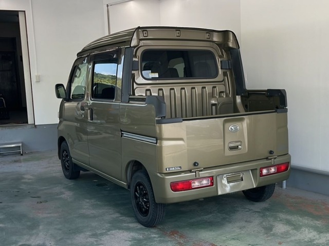 Daihatsu HIJET VAN 2016 8147998-1