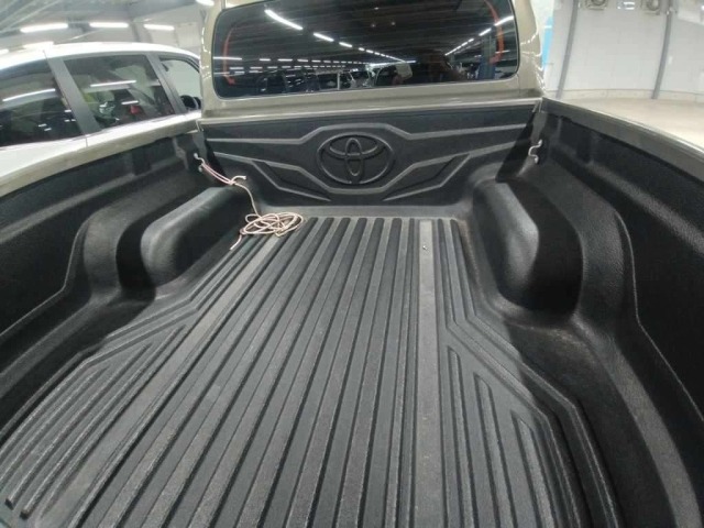 Toyota HILUX 2023 8147954-12