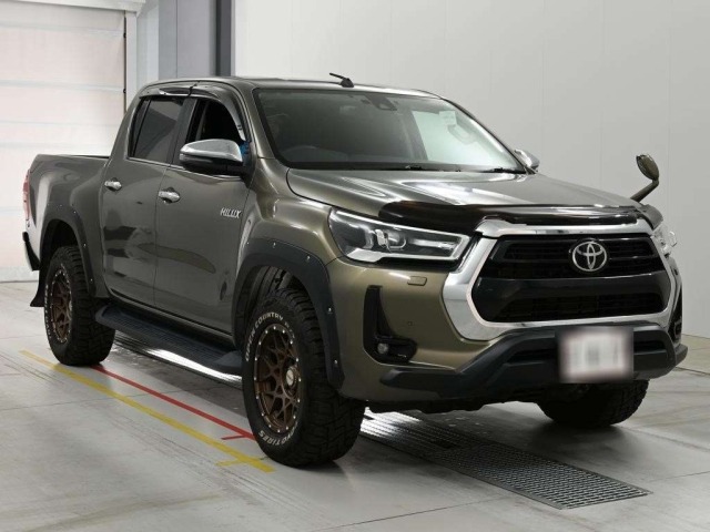 Toyota HILUX 2023 8147954-5