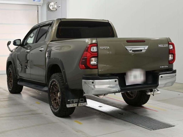 Toyota HILUX 2023 8147954-6