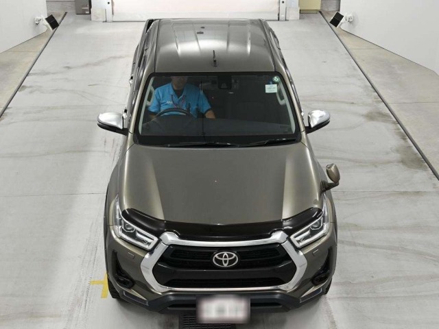 Toyota HILUX 2023 8147954-7