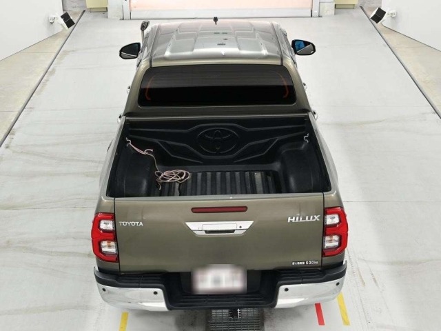 Toyota HILUX 2023 8147954-8