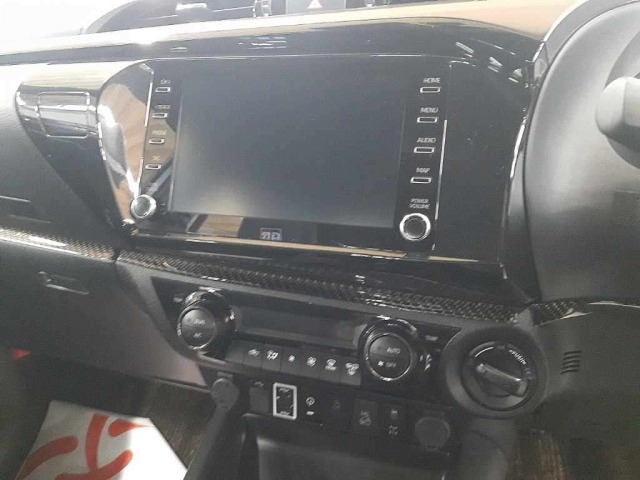 Toyota HILUX 2023 8147958-12
