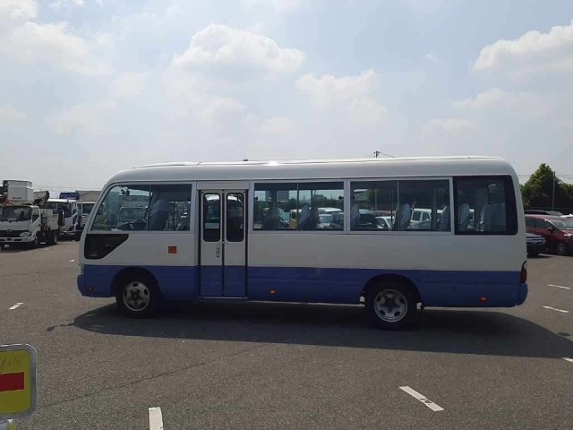 Hino LIESSE 2016 8138948-4