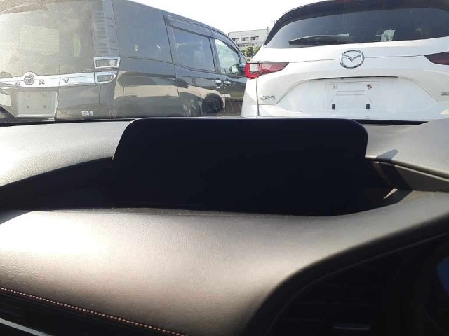 Mazda MAZDA3 2023 8150275-12