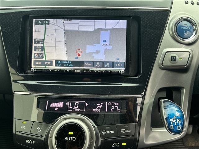 Toyota PRIUS 2016 8150279-4
