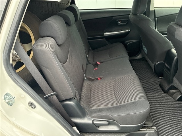 Toyota PRIUS 2016 8150279-6