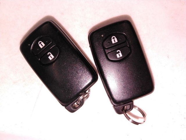 Toyota PRIUS 2015 8150282-10
