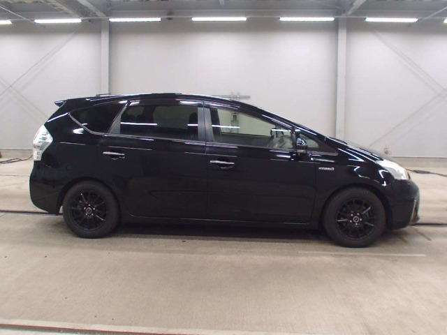 Toyota PRIUS 2014 8150284-3