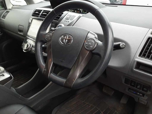Toyota PRIUS 2014 8150284-7