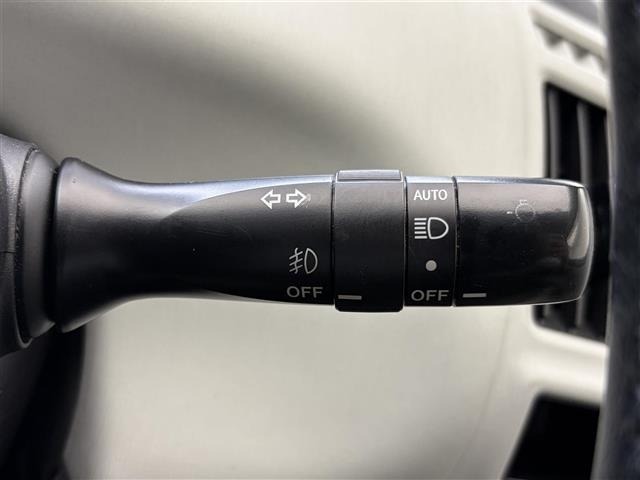 Toyota PRIUS 2011 8150355-10