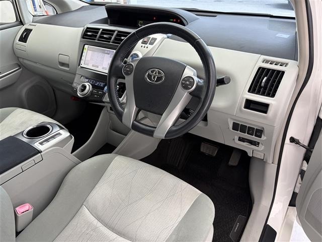Toyota PRIUS 2011 8150355-4