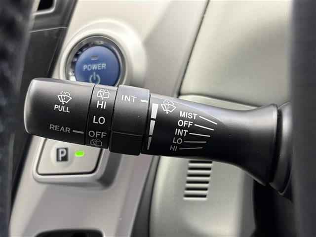 Toyota PRIUS 2011 8150355-9