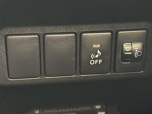 Toyota PRIUS 2015 8150369-11