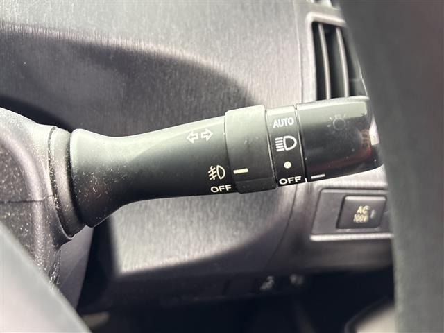 Toyota PRIUS 2015 8150369-9