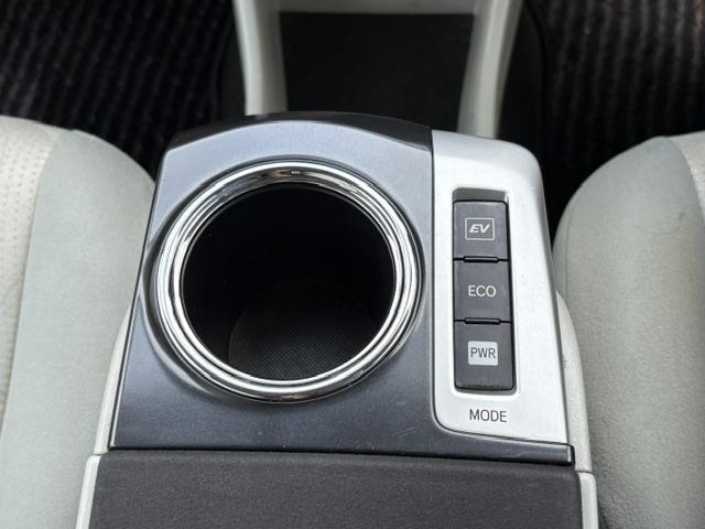 Toyota PRIUS 2011 8150377-21