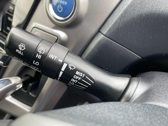 Toyota PRIUS 2015 8150395-3