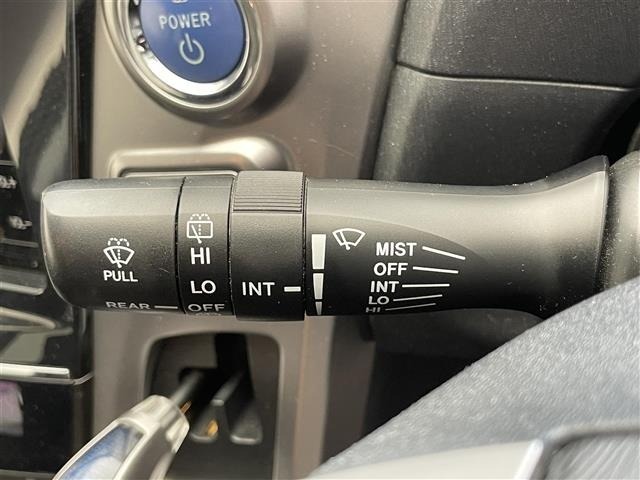 Toyota PRIUS 2015 8150409-1