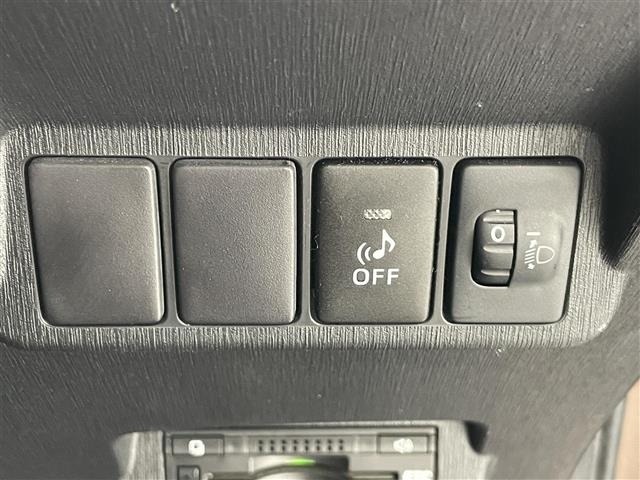 Toyota PRIUS 2015 8150409-16