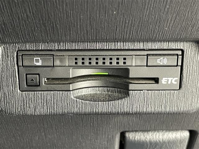 Toyota PRIUS 2015 8150409-17
