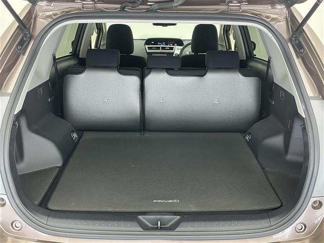 Toyota PRIUS 2015 8150409-6