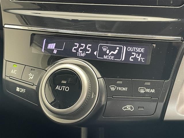 Toyota PRIUS 2015 8150409-8