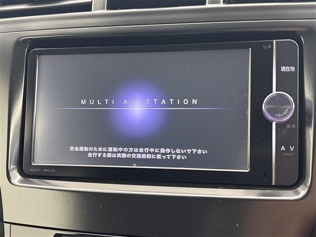 Toyota PRIUS 2013 8150424-17