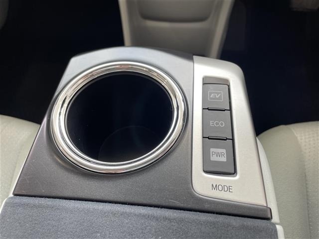 Toyota PRIUS 2011 8150425-1